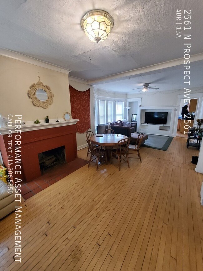 Building Photo - Spacious 3BED/1BATH Eastside Lower Unit