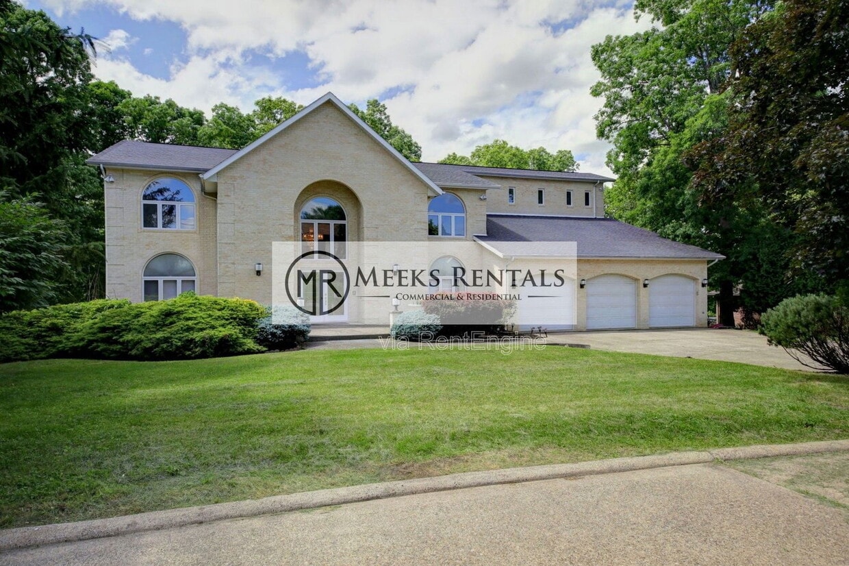 Primary Photo - 30 Bridlewood Rd