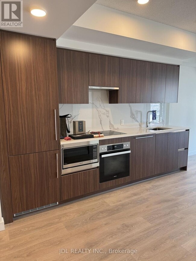 Building Photo - 1 Concord Cityplace Wy