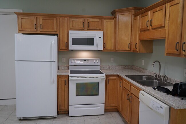 Kitchen - 37 Mark Twain Rd