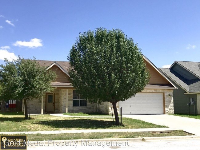 Foto del edificio - 3 br, 2 bath House - 5205 Rimes Ranch Rd