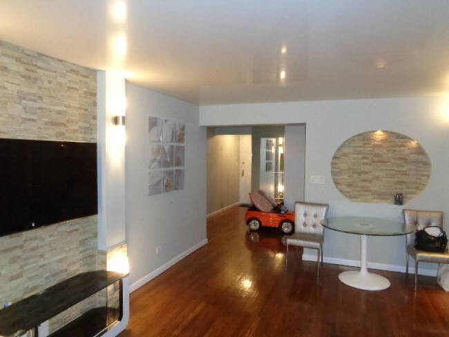 Foto del edificio - 2580 Ocean Pkwy