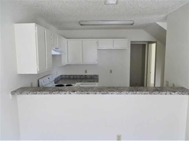 Foto del edificio - 2217 Katy Ln