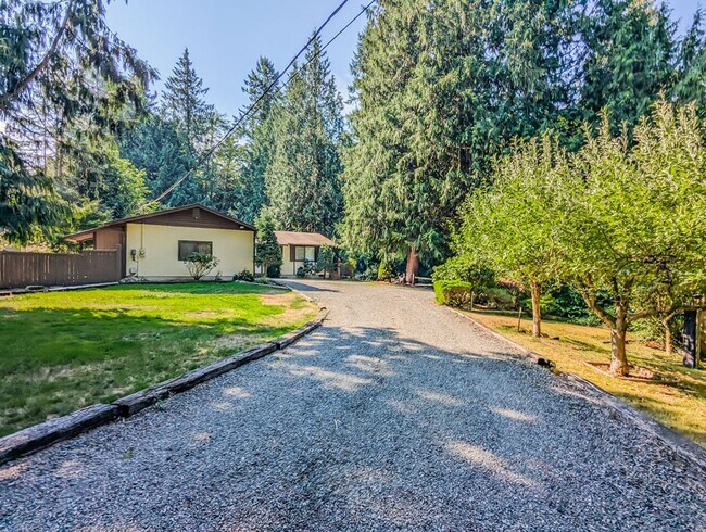 Foto del edificio - Charming 3 bed, 1.5 bath country rambler i...