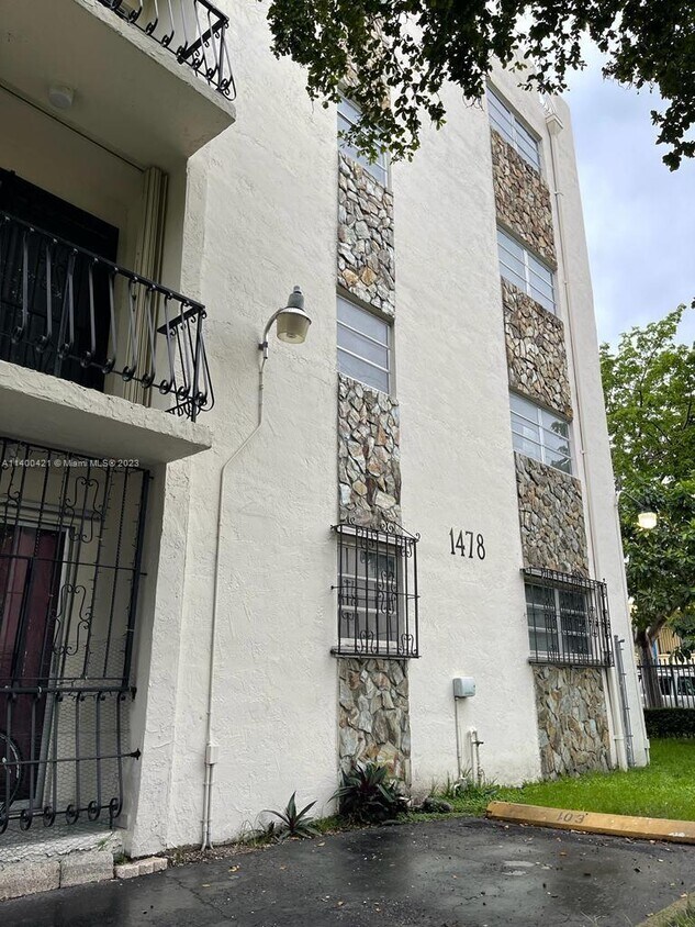 Building Photo - 1478 NW 1st St