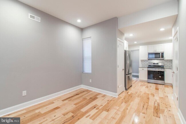 Building Photo - 431 Mifflin St