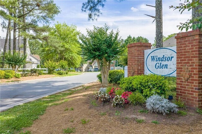 Foto del edificio - 4392 Windmoor Dr NW