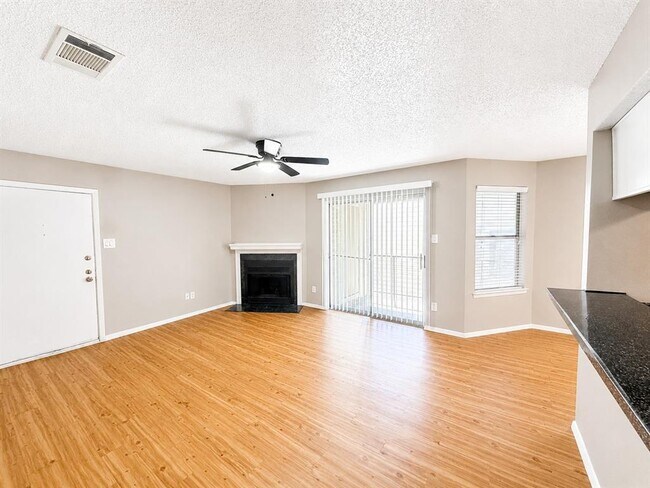 Foto del edificio - 10507 Mellow Ln