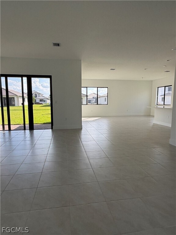 Foto del edificio - 5166 Julienne Rd