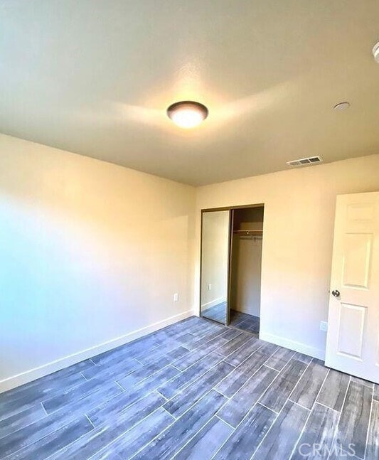 Foto del edificio - 1128 E 28th St