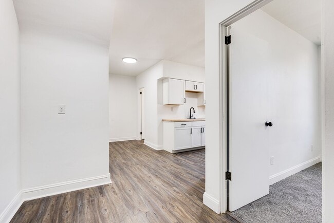 Foto del edificio - 2439 Arlington Ave