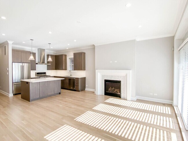 Foto del edificio - 3347 N Kenmore Ave