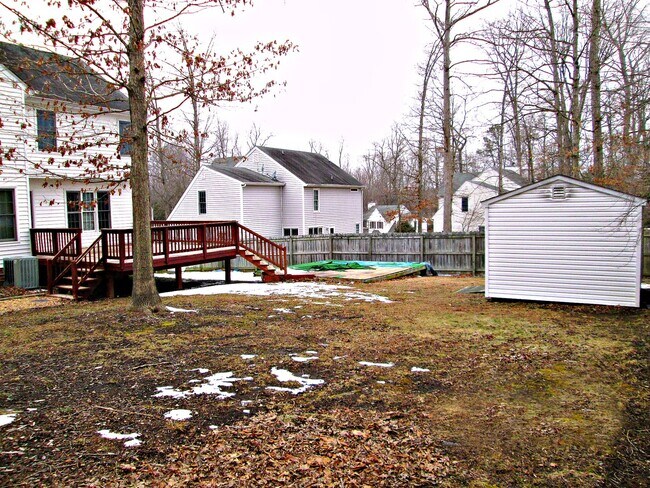 Foto del edificio - 4 BR/ 2.5 BA Spacious home in Chesterfield