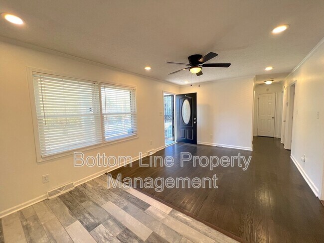 Foto del edificio - 2607 Dantrey Pl