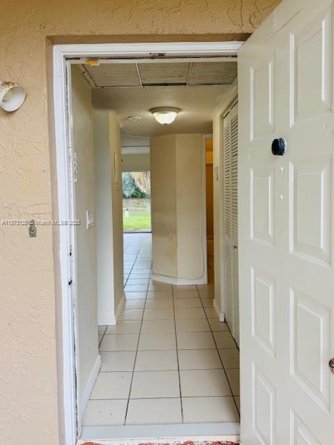 Foto del edificio - 10173 Twin Lakes Dr
