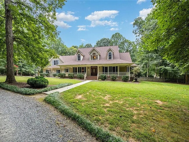 Building Photo - Earn Wealth While Leasing - Like a Homeown...