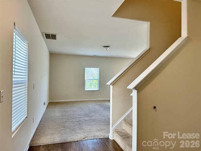 Foto del edificio - 7210 Cuddington Dr