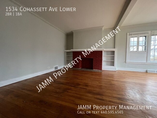 Building Photo - Beautiful 2-Bedroom Duplex unit in desirab...