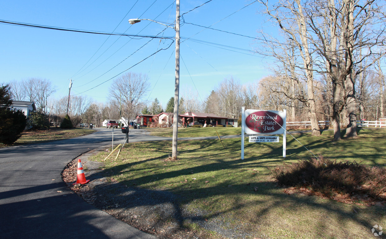 Building Photo - Ravenwood Mobile Home Park