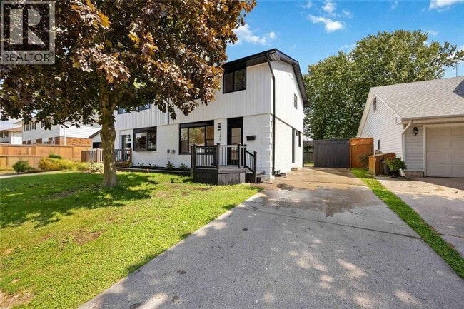 Photo du bâtiment - 340 Trudeau Dr