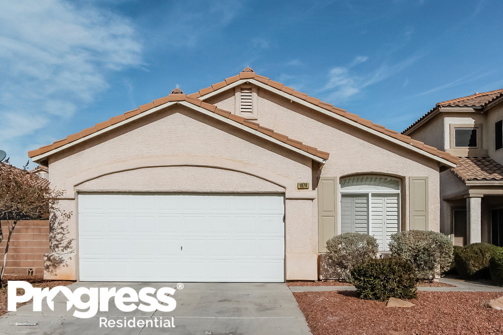 Primary Photo - 1070 Warm Canyon Way