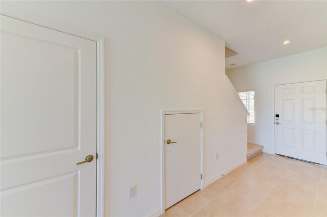 Building Photo - 5744 Haven Ter