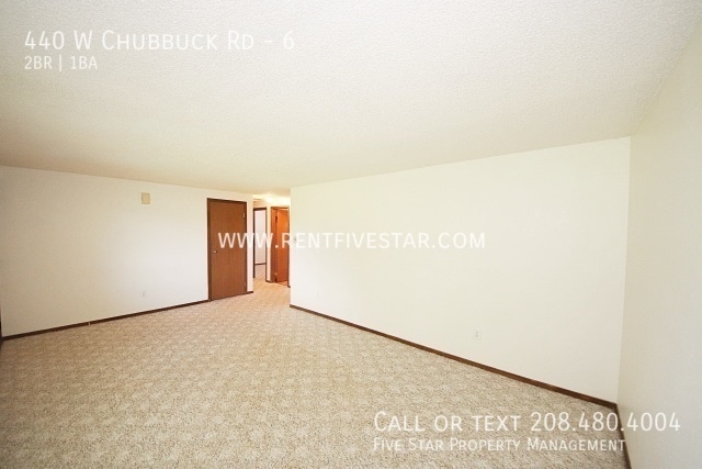 Foto del edificio - 440 W Chubbuck Rd