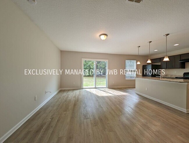 Foto del edificio - 8715 Samona Dr W