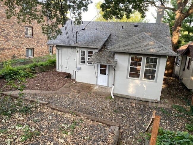 Building Photo - 3416 Girard Ave S
