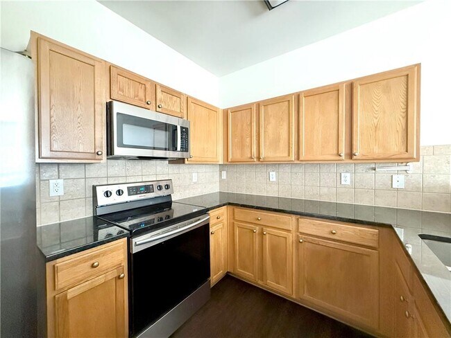 Foto del edificio - 5579 Lindeman Ln