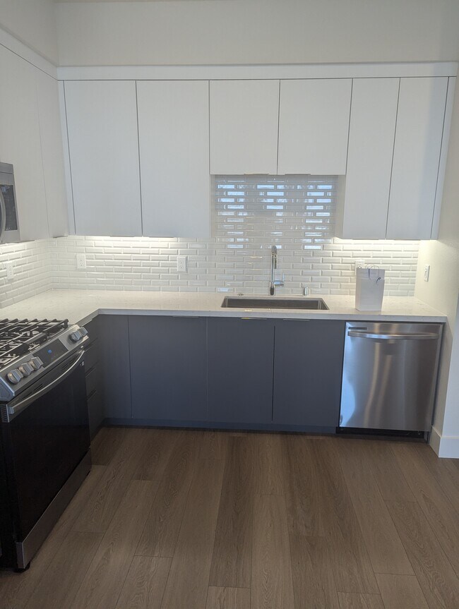 Foto del edificio - 3698 Vision Cmn