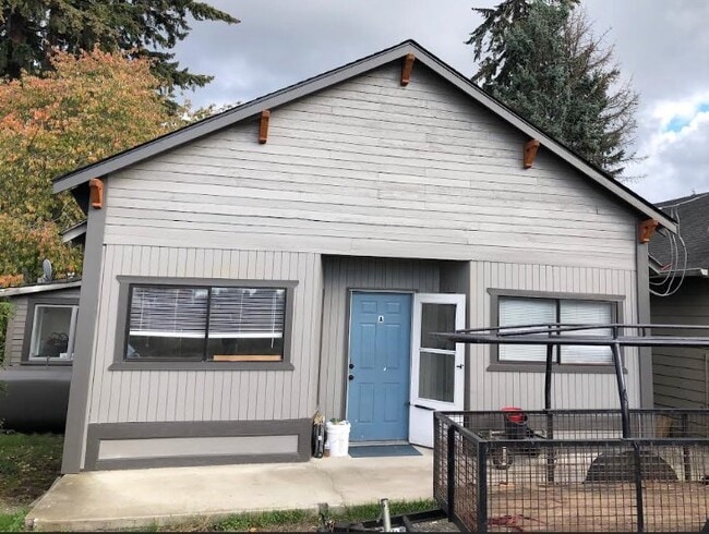 Building Photo - 17923-17952 52nd Ave E