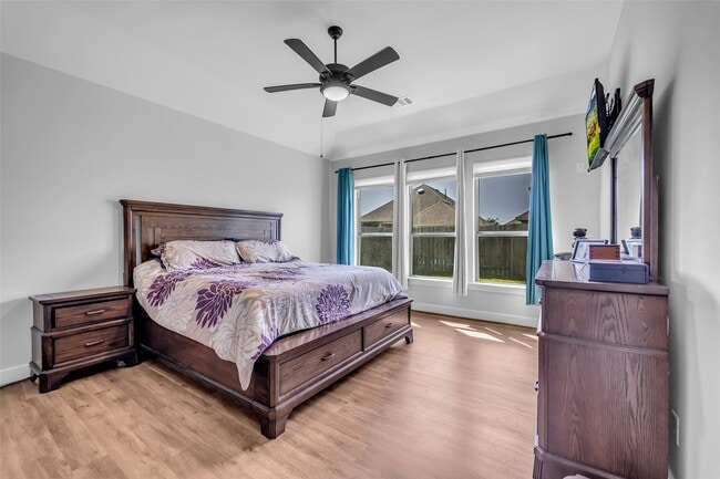 Building Photo - 2502 Ocean Key Dr