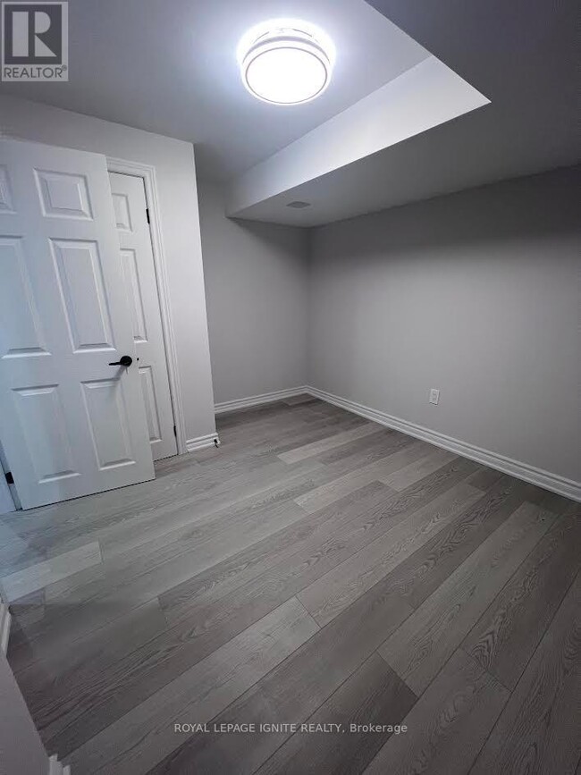 Building Photo - 2494 Kentucky Derby Way