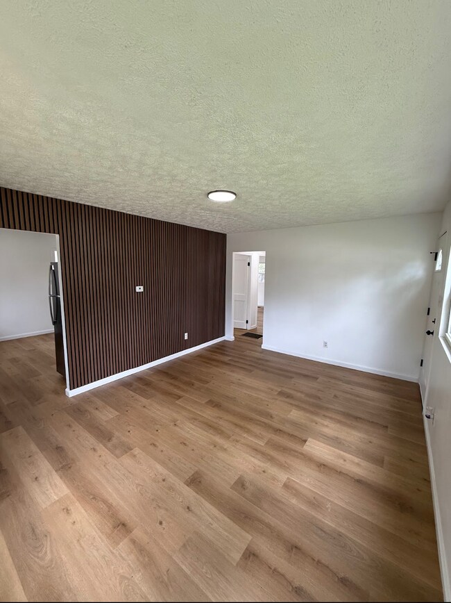 Foto del edificio - 608 Schuyler Dr