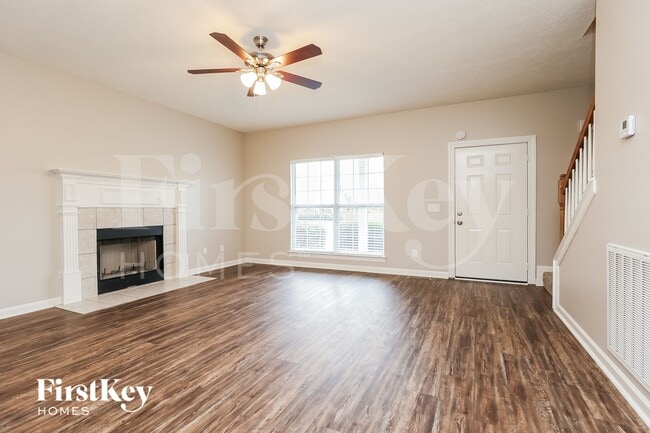 Building Photo - 837 Manderlay Way