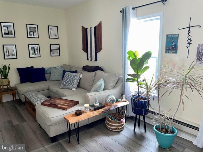 Foto del edificio - 203 Moreau St