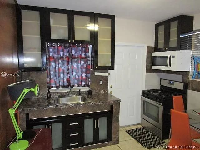 Foto del edificio - 3191-319145 NW 45th St