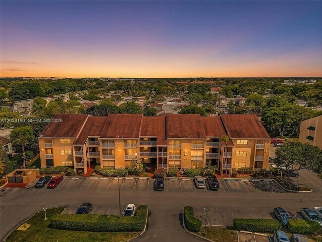 Building Photo - 15325 SW 106th Terrace