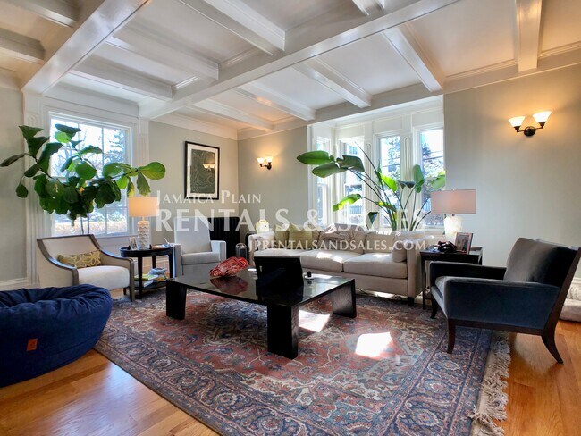 Foto del edificio - 258 Pond St