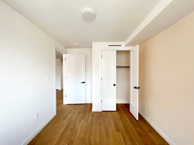 Building Photo - 13222 41st Rd