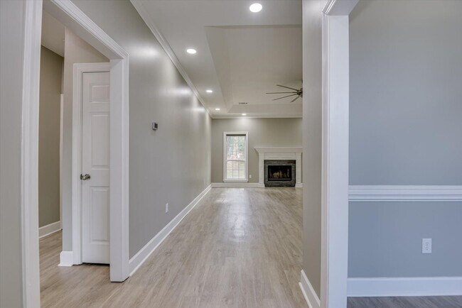 Building Photo - 4604 Brittany Dr