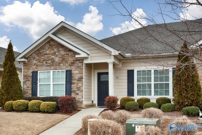 Foto del edificio - 74 NW Moore Farm Cir