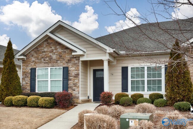 Building Photo - 74 NW Moore Farm Cir