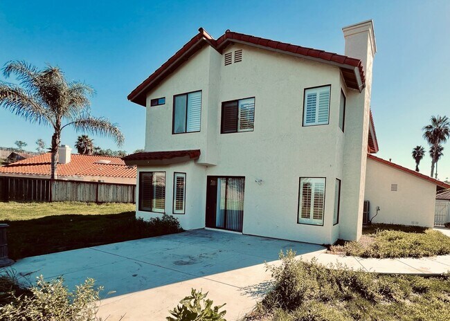 Foto del edificio - Oceanside Rancho Del Oro 4 Bedroom 3 Bath Home