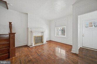 Building Photo - 1658 Conklin St