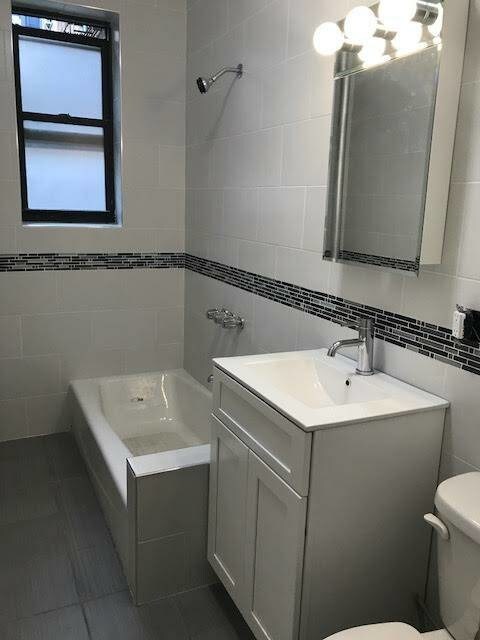 Foto principal - 122-06 Hillside Avenue