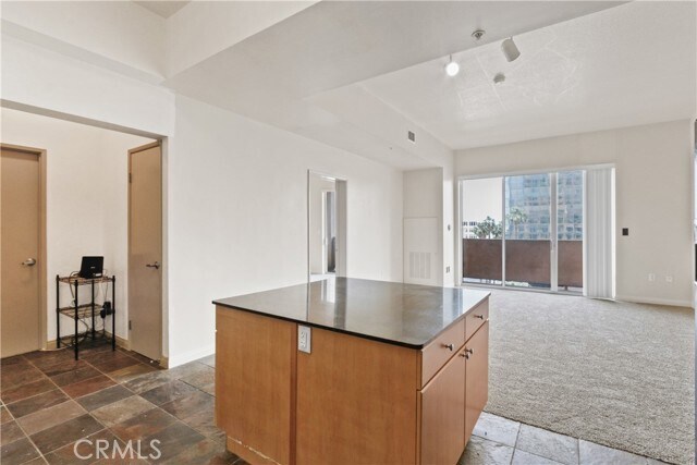 Foto del edificio - 488 E Ocean Blvd