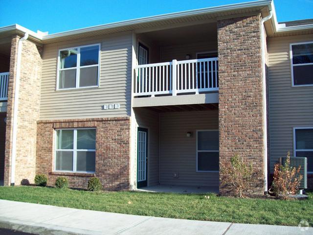 Building - Canterbury House Apartments - Kalamazoo