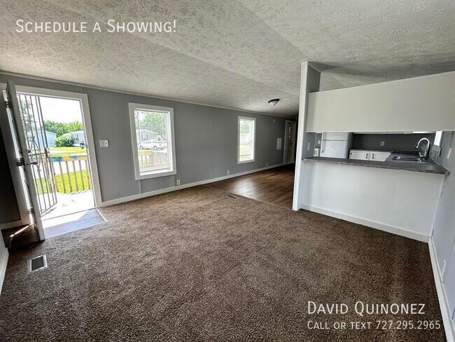 Foto del edificio - 5711 Blissfield-